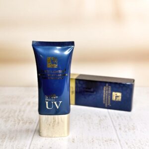 ✨ ضد آفتاب رنگی استی لایتن Esteel Lighten ✨