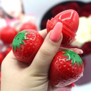 بالم لب توت‌فرنگی مجیک